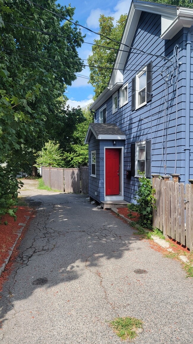 Building Photo - 54 Bolton St