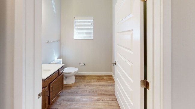 Interior Photo - The Landing at Legends