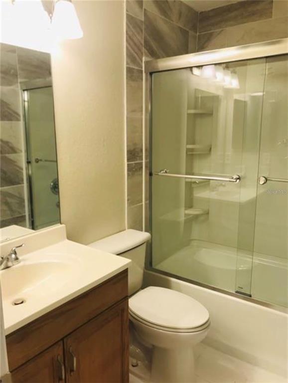Foto del edificio - 7441 Carmel Ave