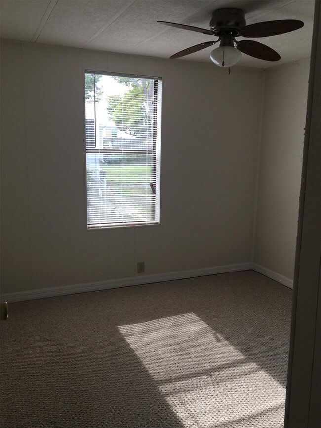 Photo - 703 Fieldstone Ave House