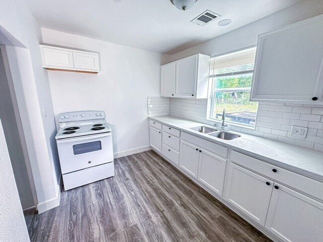 Foto del edificio - 2555 Pierce St