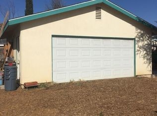 Building Photo - 1196 S San Antonio Ave