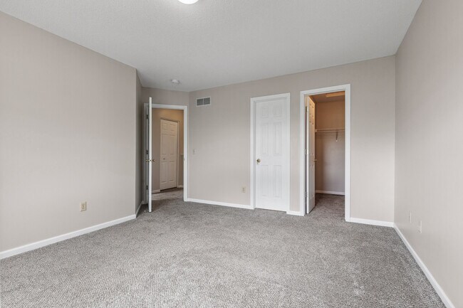 Foto del edificio - 547 Woodduck Dr