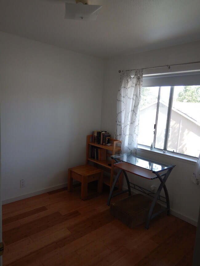 Third Bedroom - 203 main circle