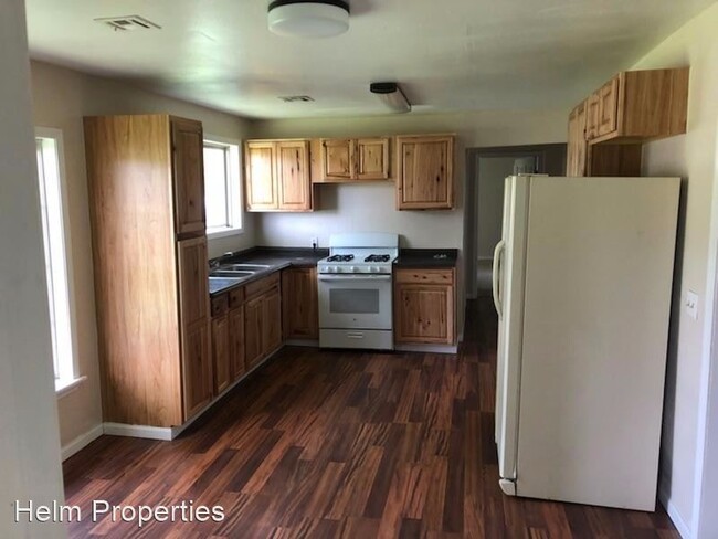 Foto del edificio - 3 br, 1 bath House - 82687 Highway 59