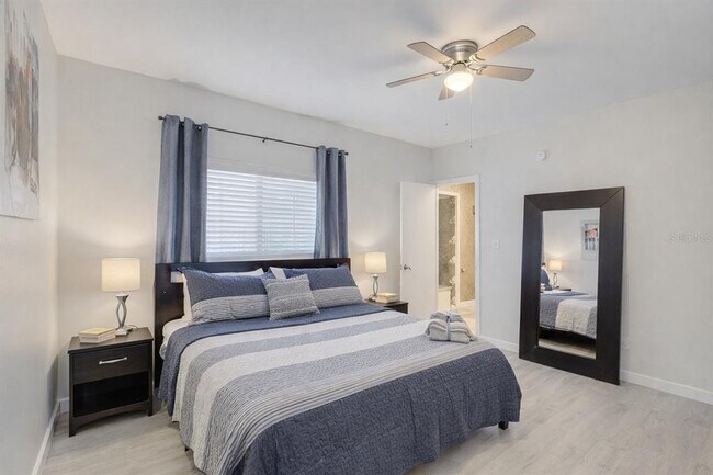 Foto del edificio - 501 S Magnolia Ave