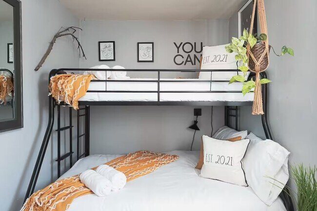 Building Photo - 4029 Delta St