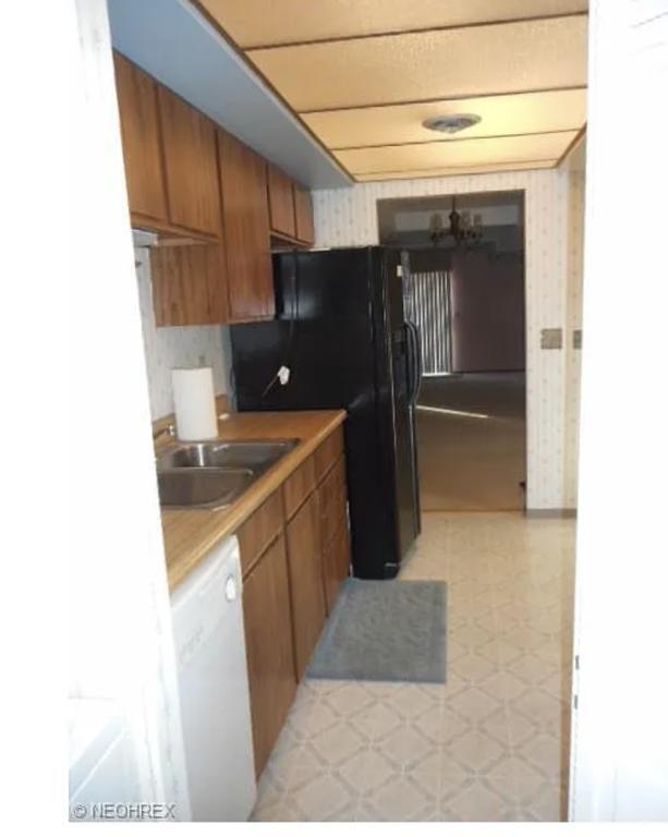 Foto del edificio - 227 Goodrich St