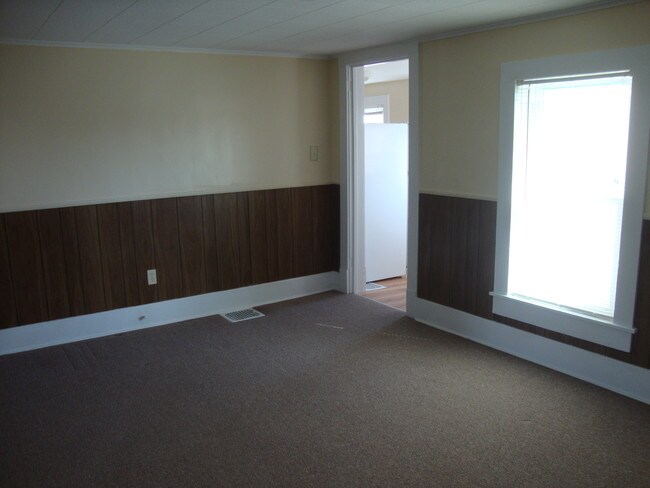 Dining Room toward kitchen door. - 225 College Ave