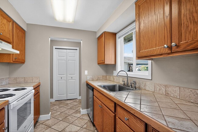 Foto del edificio - 207 NW Forest St