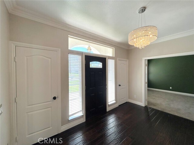 Foto del edificio - 629 Golden W Dr