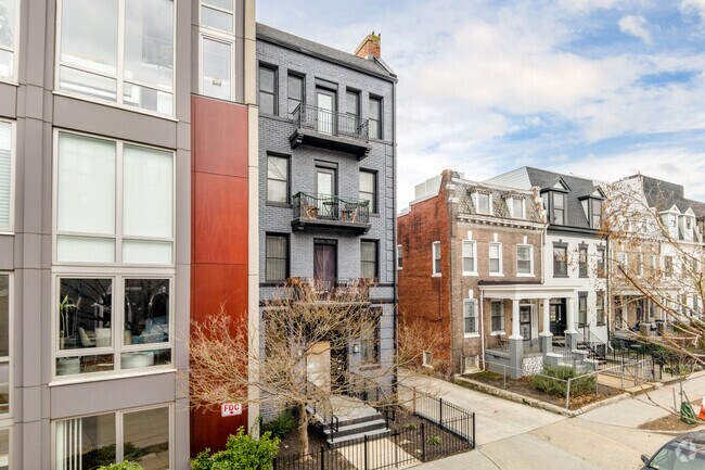 Building Photo - 1468 Harvard St NW