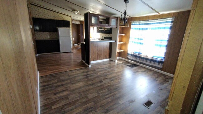 Foto del edificio - 190 Private Rd 3376 F