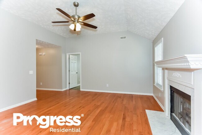 Building Photo - 703 Almondwood Pl
