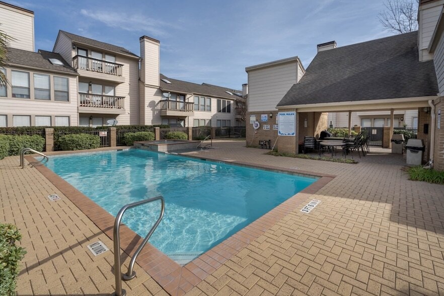 Photo - 2277 S Kirkwood Road Unit 4808