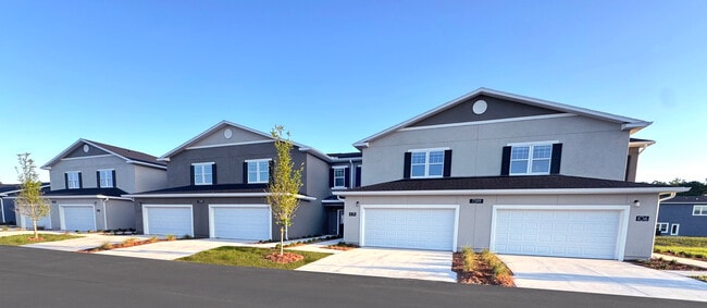 Foto del edificio - West Shire Village