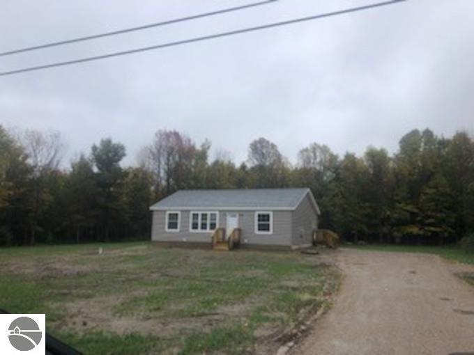 8878 Gay Rd, Williamsburg, MI 49690 House Rental in Williamsburg, MI