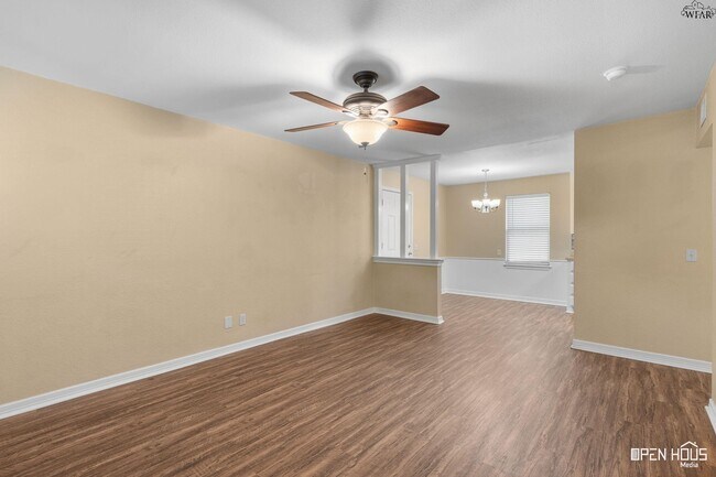 Foto del edificio - 1218 Glendora Dr