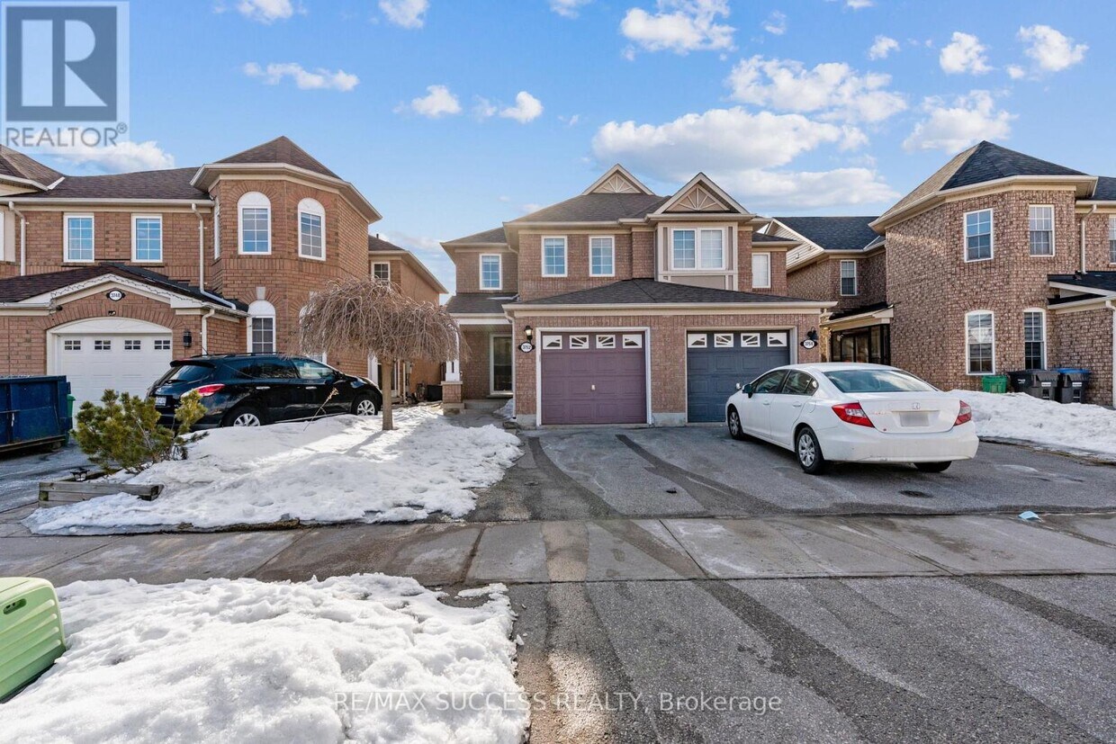 Primary Photo - 3752 Milkwood Crescent