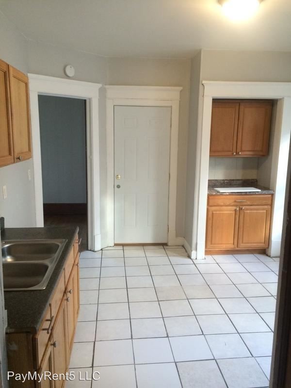 Building Photo - 2208 N 48th St