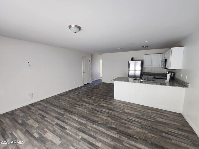 Foto del edificio - 158 W Taylor Ave