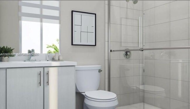 Building Photo - 701 SE 14th Ct