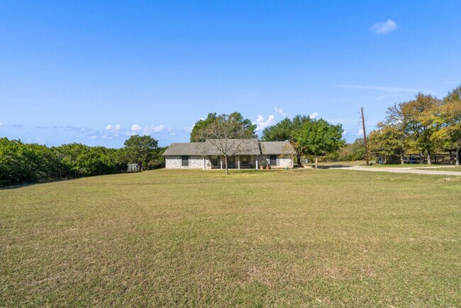 Building Photo - 5510 Blue Bluff Rd