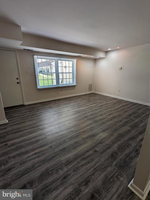 Building Photo - 9225 Bridle Path Ln