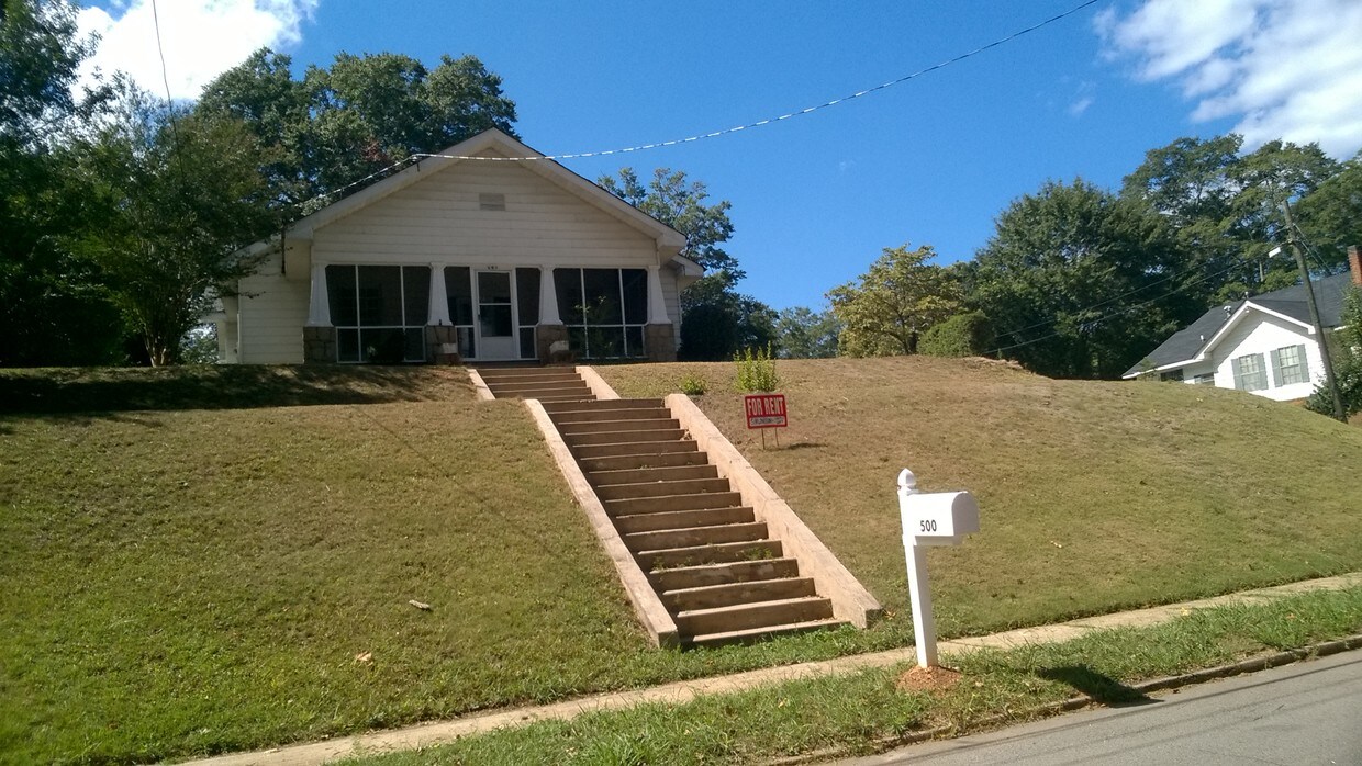 Primary Photo - 500 Lincoln St