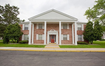 Building Photo - Riverside North Apartments