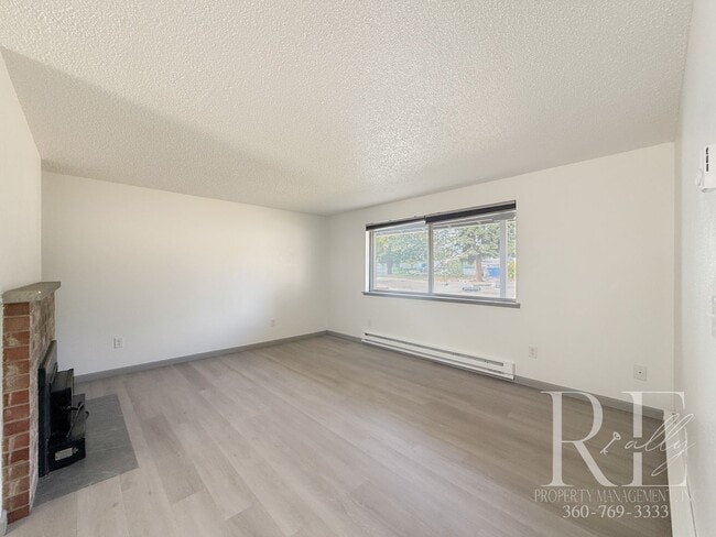 Photo - Bright 3BR Home on Amelia Ct | LVP Floors,...