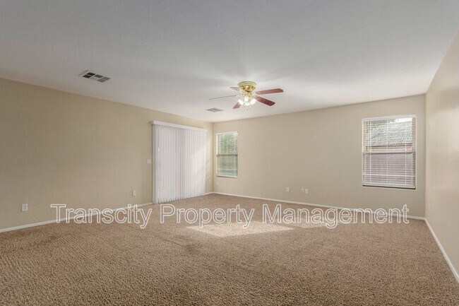 Foto del edificio - 4189 S Rim Rd