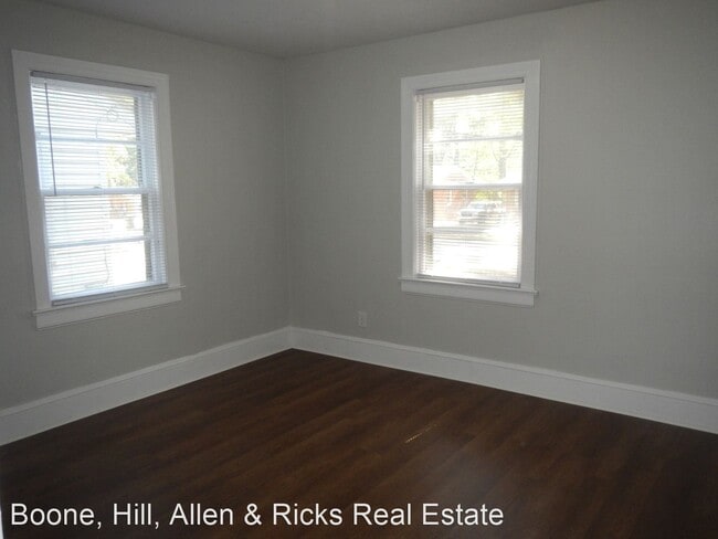 Building Photo - 3 br, 1 bath House - 1024 Proctor St
