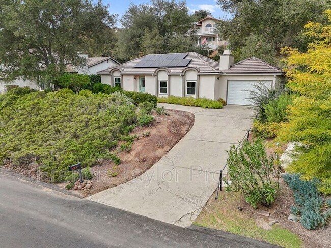 Foto del edificio - 10204 Lake Meadow Ln