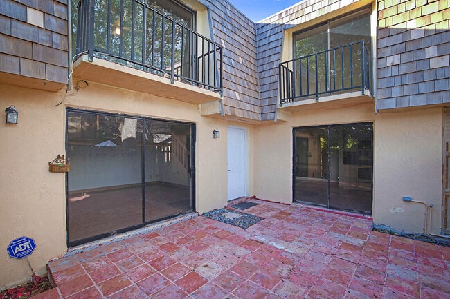 Building Photo - 253 Woodland Rd