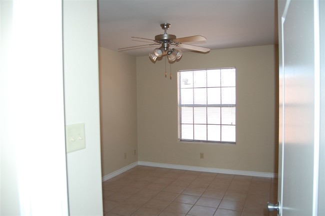 Building Photo - 505 Shiloh Dr