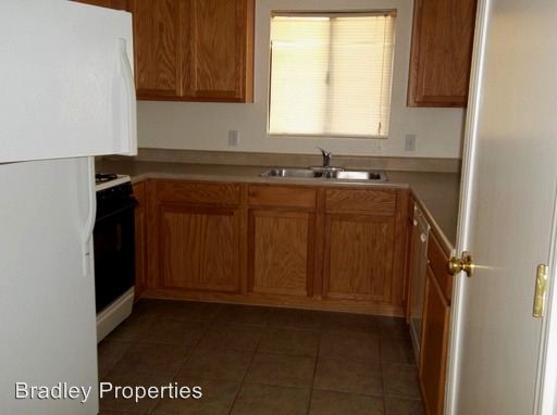 Building Photo - 5347 Chula Vista Pl