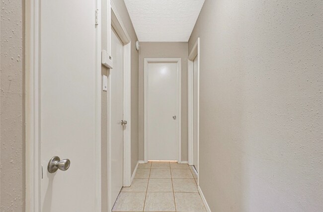 Foto del edificio - 19330 Evening Glen Dr