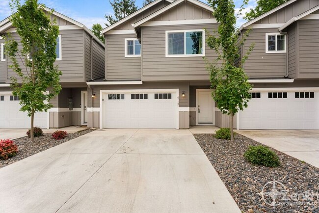 Foto del edificio - 4712 NE 37th Ct