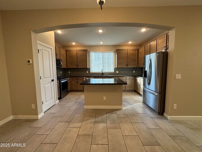 Foto del edificio - 1784 N 208th Ave