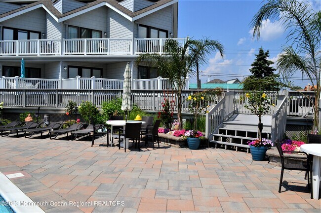 Foto del edificio - 900 Ocean Ave