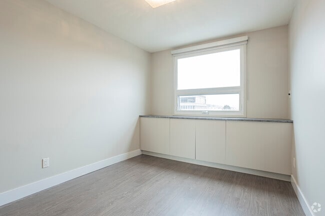 1BR, 1BA - 630SF - Missao