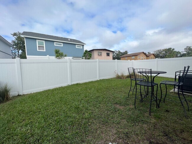 Building Photo - Stunning NEW CONSTRUCTION 3 Bedroom 2.5 Ba...