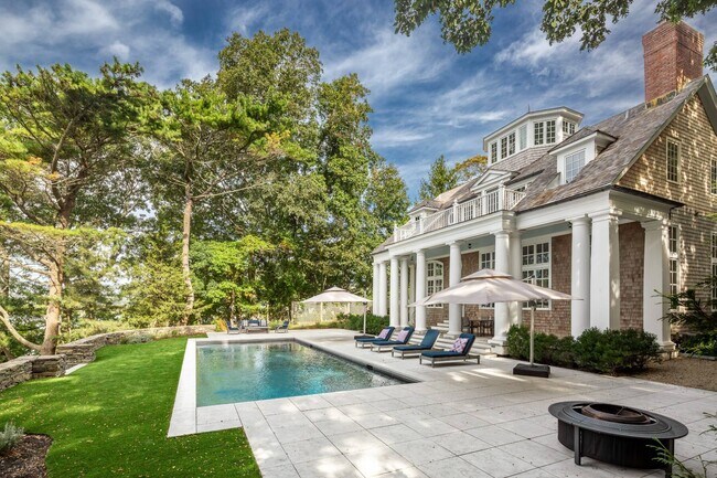 Foto del edificio - 66 Ram Island Dr