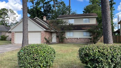 Building Photo - 2811 Wood River Rd