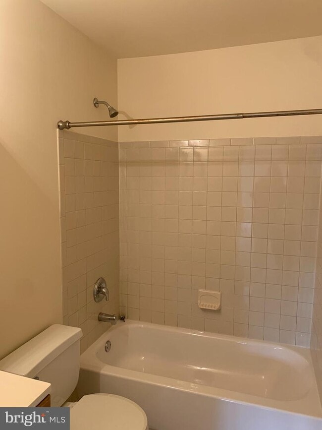Building Photo - 9405 Royal Bonnet Terrace