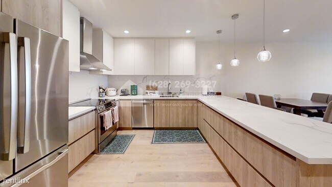 Building Photo - 3 br, 2 bath Condo - 2224 Clement St Unit ...