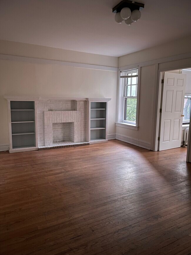 Foto del edificio - 1226 W North Shore Ave
