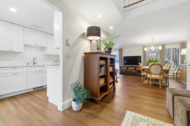 Foto del edificio - 60 Cinnamon Spring