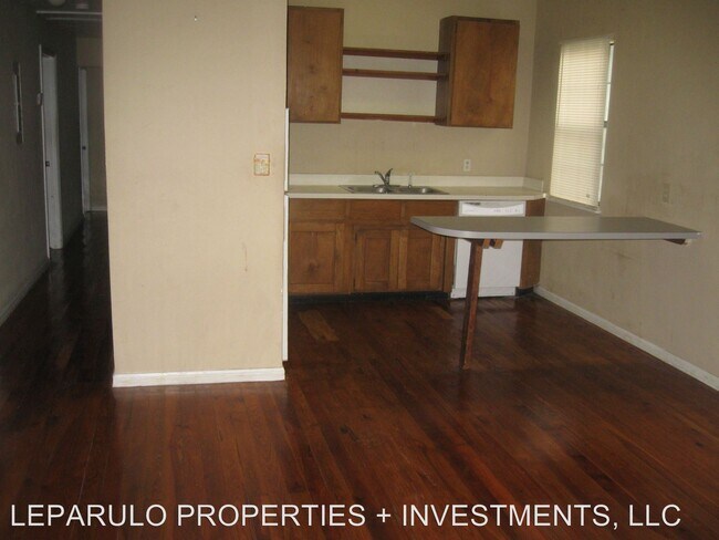 Building Photo - 751 W Lafayette St